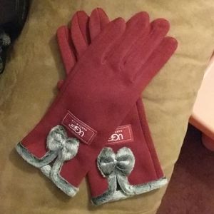 NEW  BURGUNDY BOW TIE GLOVES